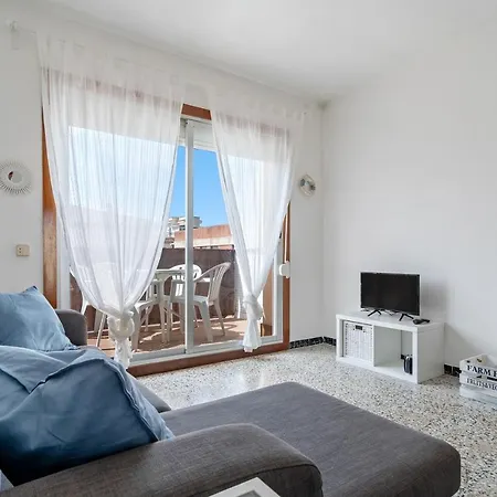 Tichinis Apartment